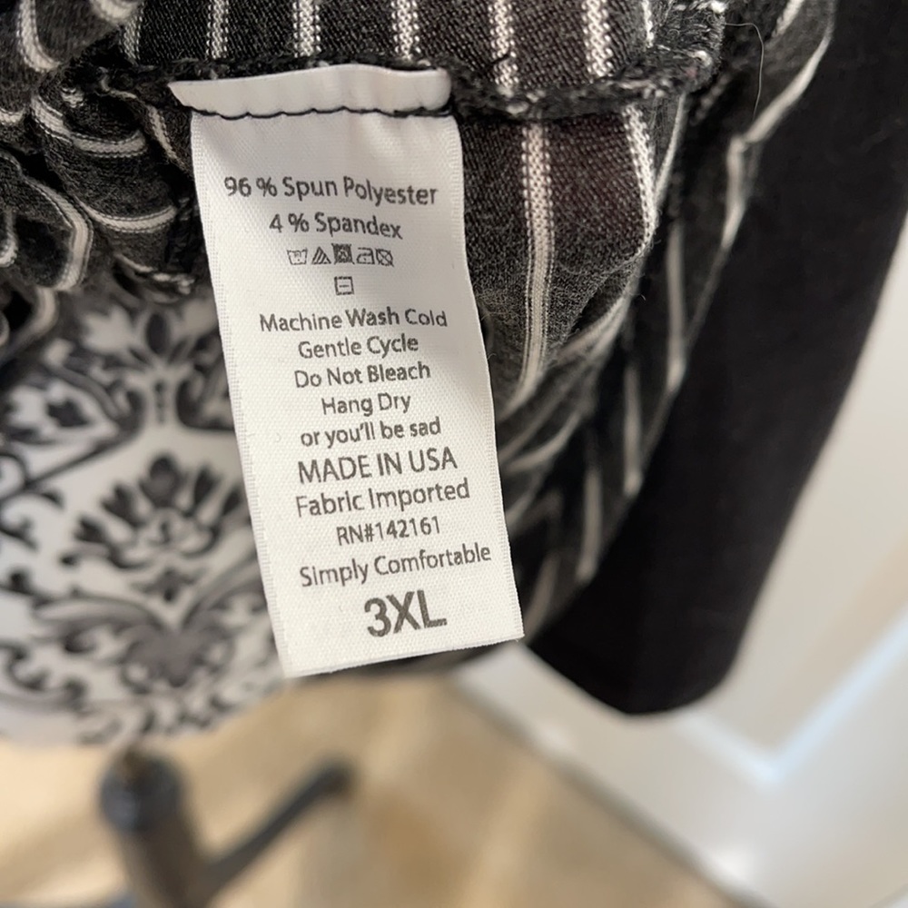 Lularoe 3XL Randy T - Picture 7 of 9
